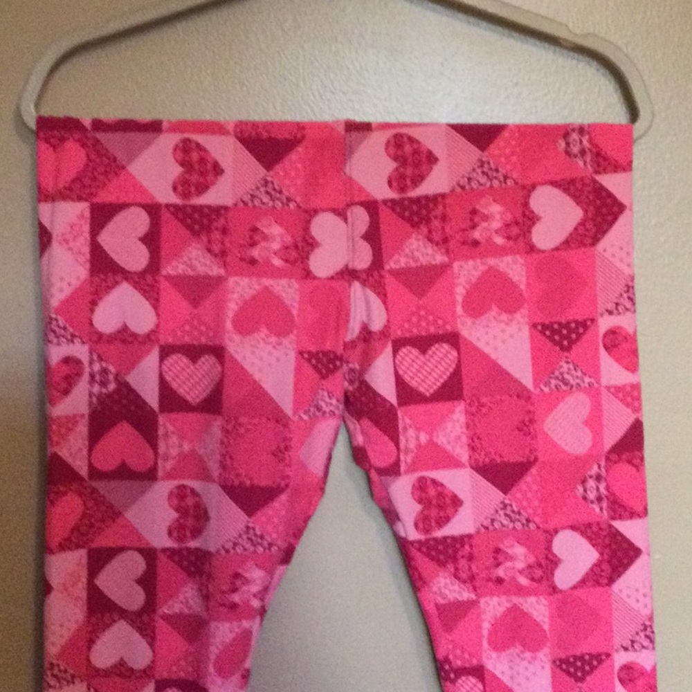 Brand new Lularoe Valentines Leggings, size TC, pink and red hearts